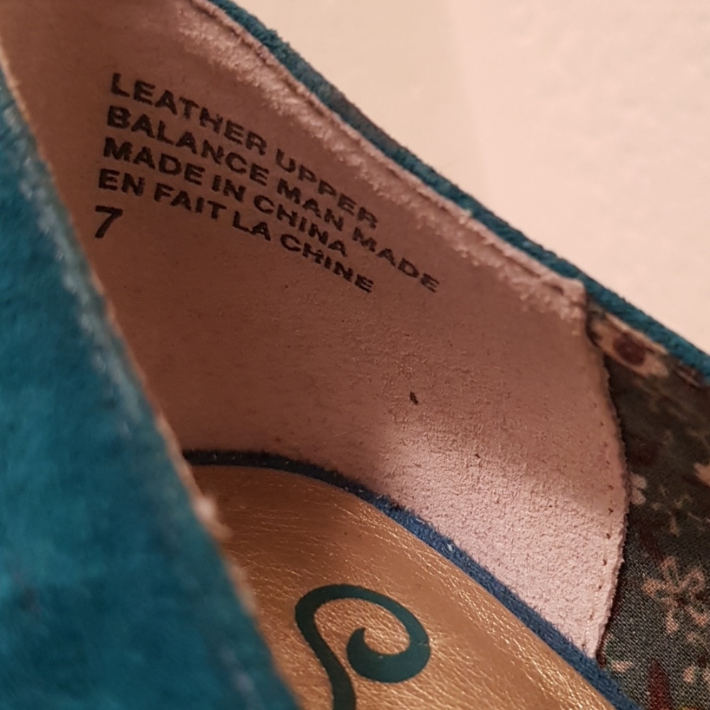 EUC Seychelles Suede and Snakeskin Heels - Picture 7 of 8